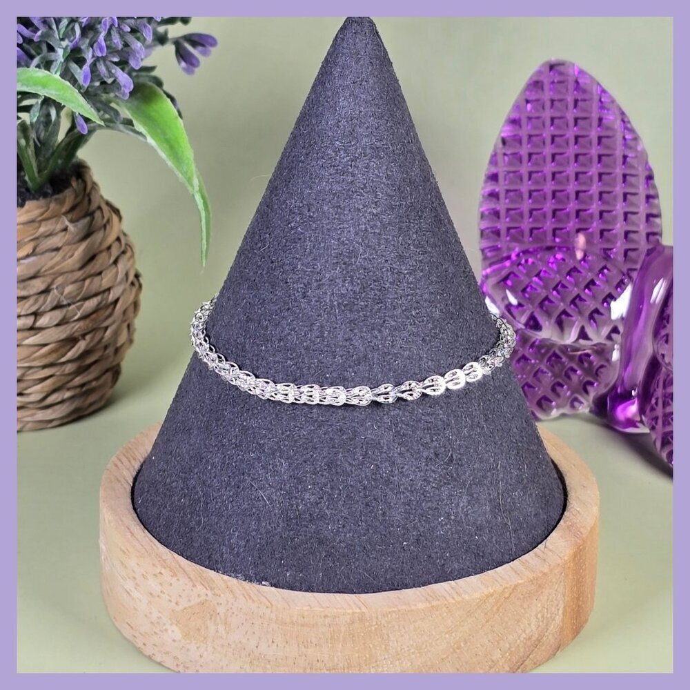 Sterling‎ Silver Elegant Chain Bracelet with Hook Clasp (NWOT)